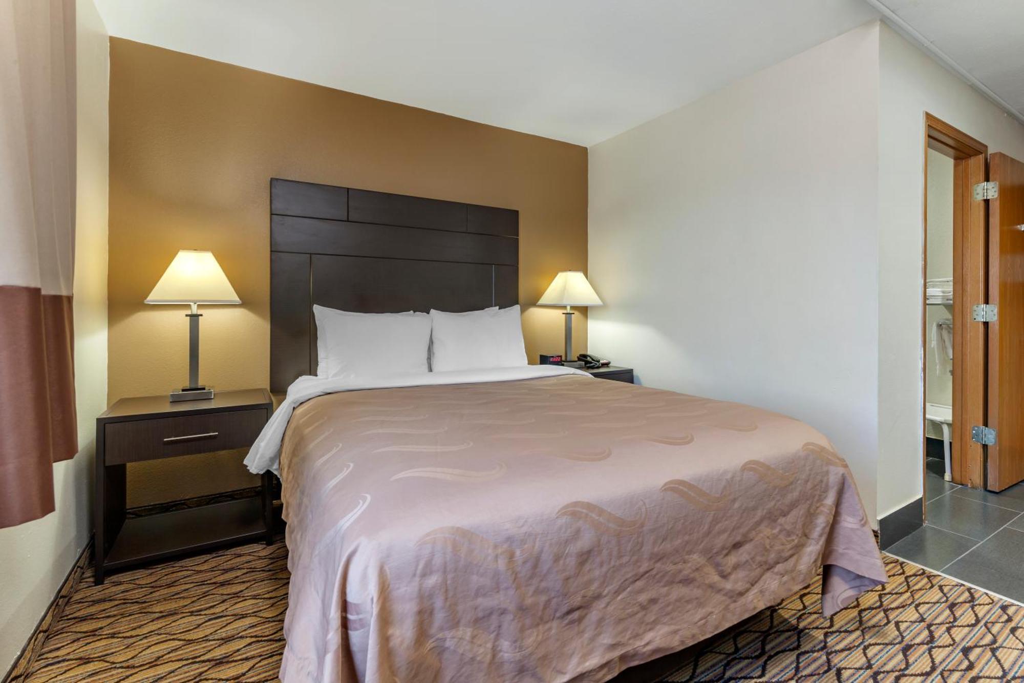 Quality Inn New London Esterno foto