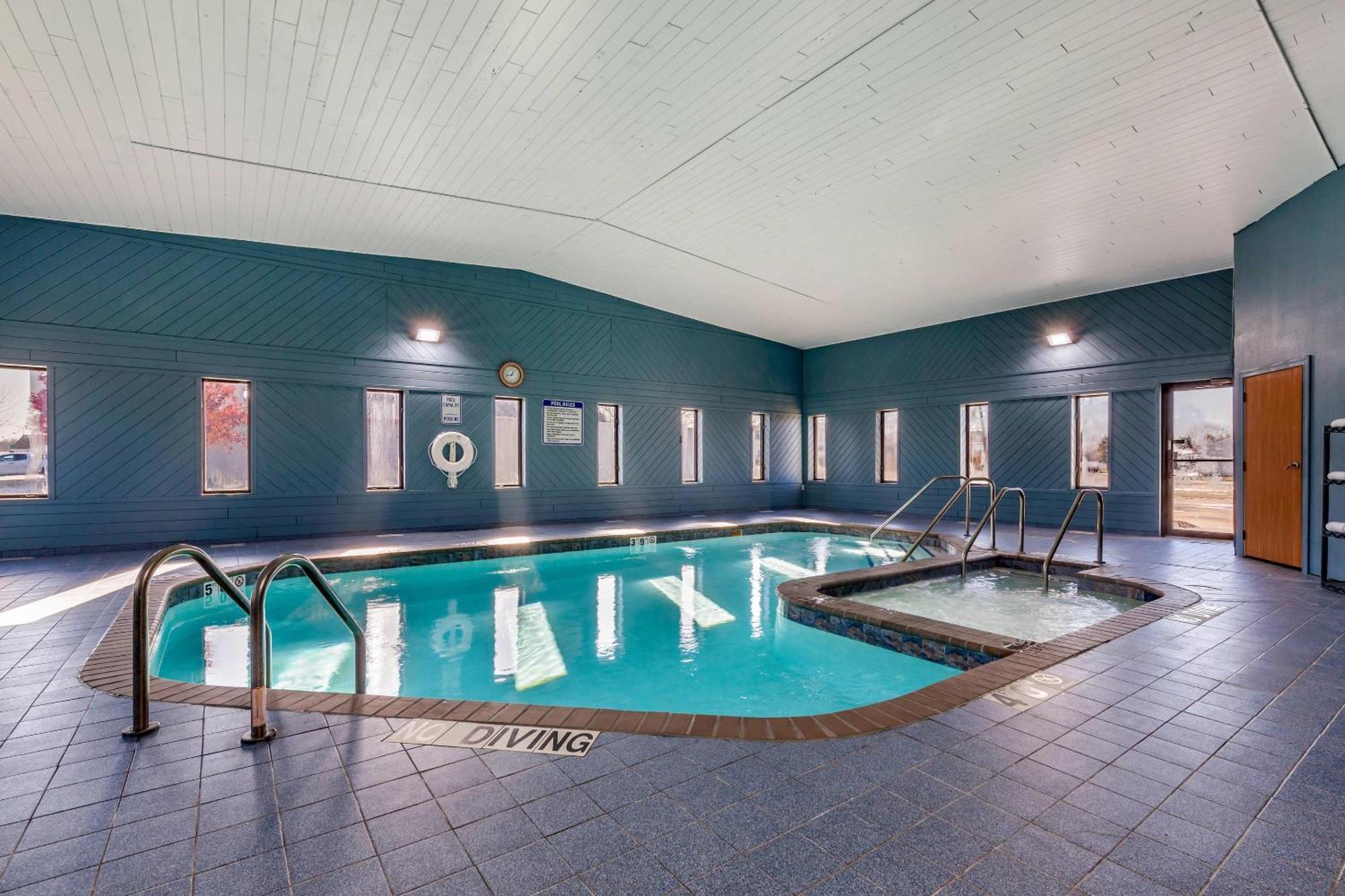 Quality Inn New London Esterno foto