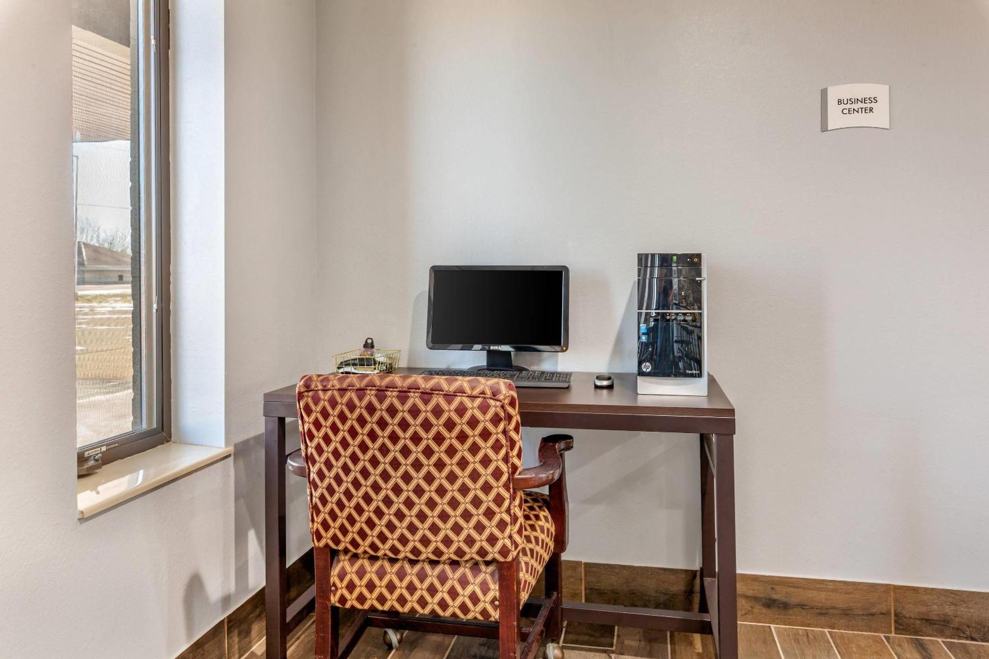 Quality Inn New London Esterno foto