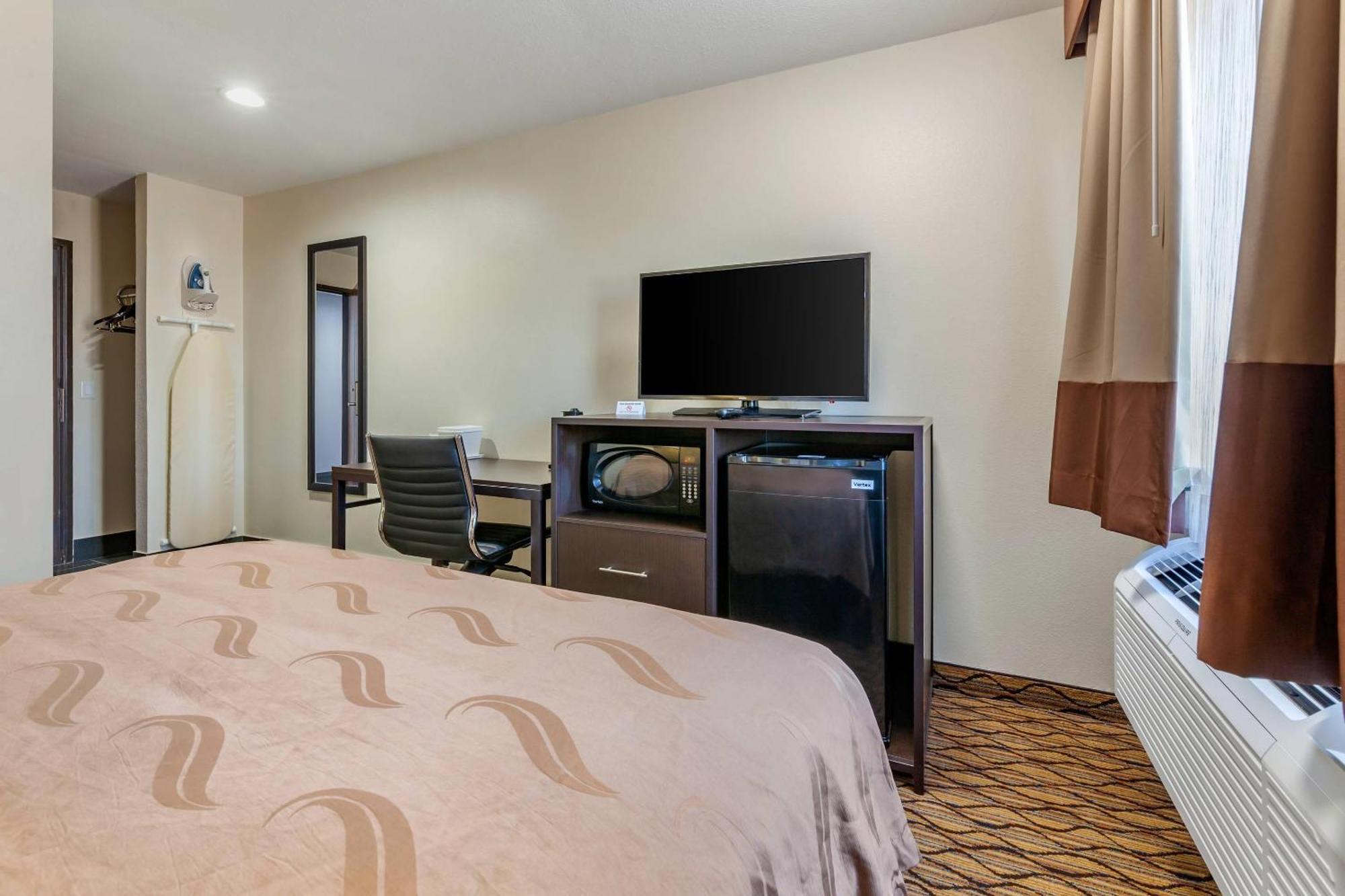 Quality Inn New London Esterno foto
